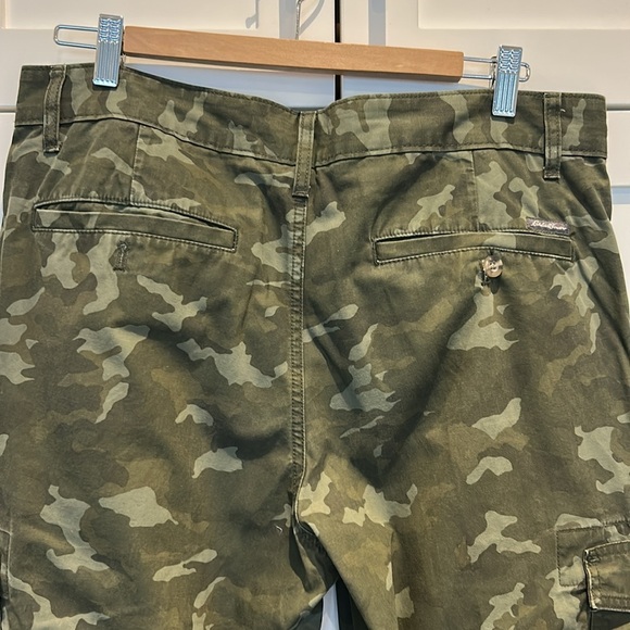 Eddie Bauer Camo Cargo Pants Men’s Size 34 - Picture 7 of 13